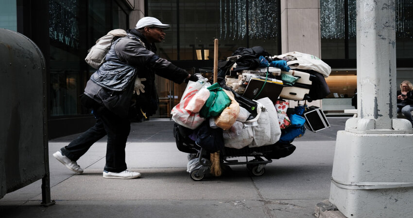 Oxfam: Severe poverty will affect a quarter of a billion new people this year